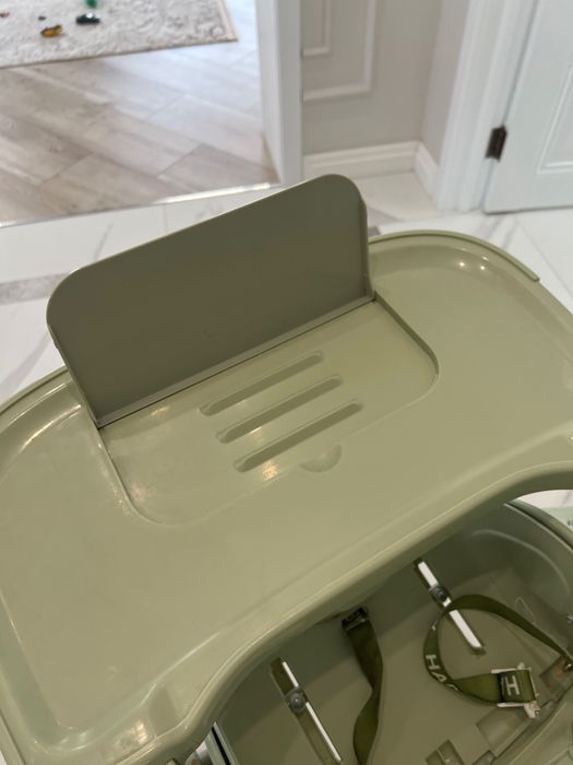 Стульчик для кормления малышей