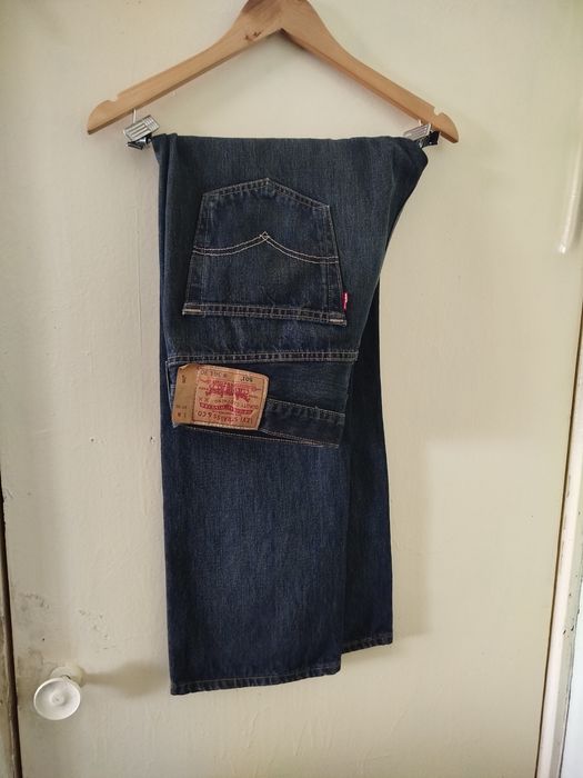 Продам джинсовые брюки.