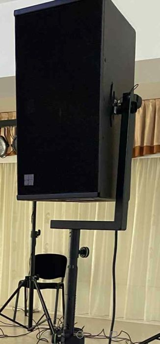 Vând 2 d&b audiotechnik Q10 originale