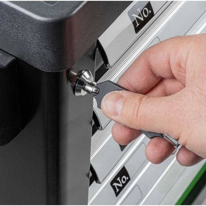 Шкаф с инструменти със 7 чекмеджета – 5 пълни RockForce