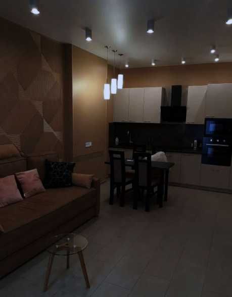 Дава се под наем Двустаен апартамент в Пловдив, Западен - 70 кв.м за 255 € - Снимка #1