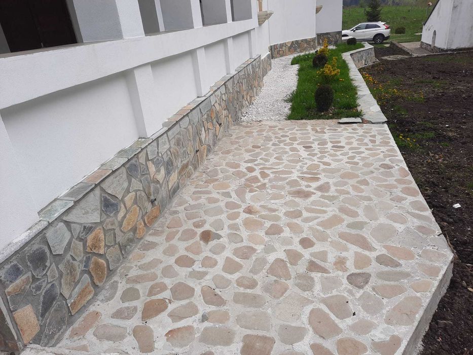 Amenajări cu piatră naturală de munte - Montaj inclus