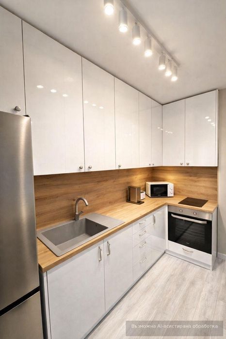 Дава се под наем Тристаен апартамент в Пловдив, Център - 90 кв.м за 847.62 € - Снимка #2