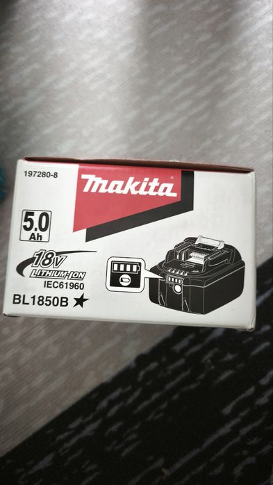 Filetanta Makita DDF484 + baterie 5Ah
