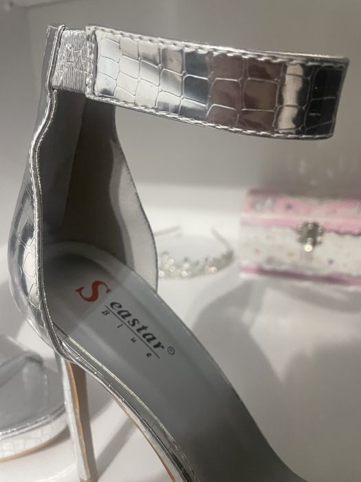 Сребристи обувки 12 см ток