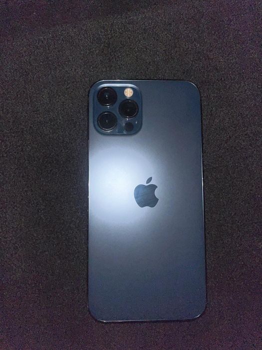 Vând iPhone 12pro