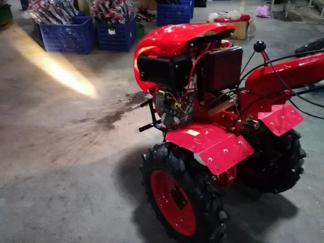 motoblok 10л.с Мотоблок и Дизельный культиватор 18л.с