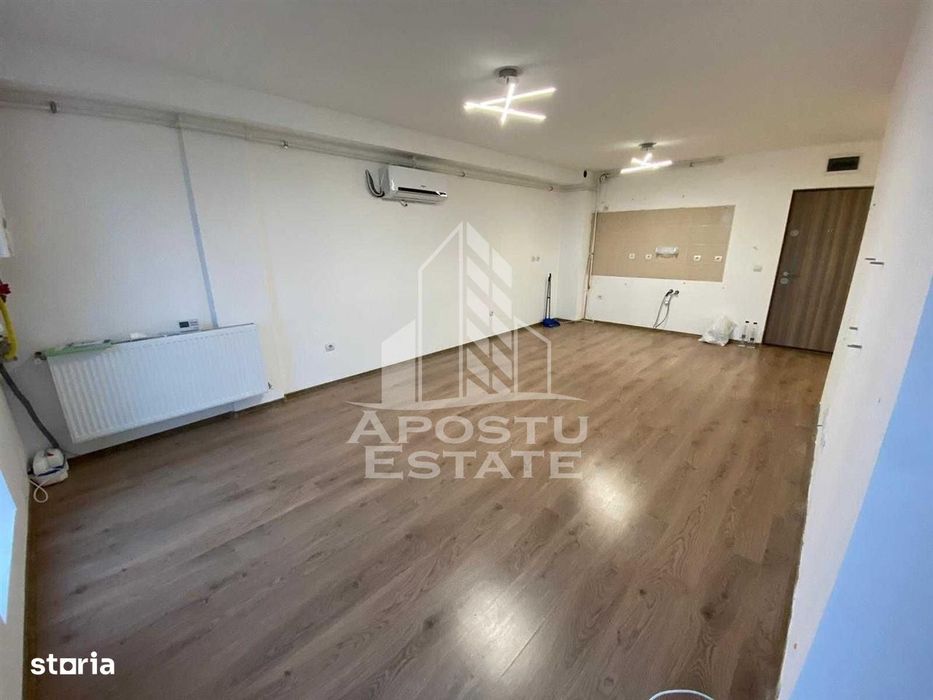 Apartament cu 3 camere, etajul 1, zona Ciarda Rosie