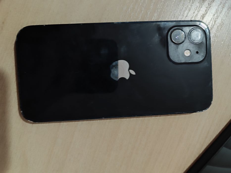 iPhone 12 128gb.