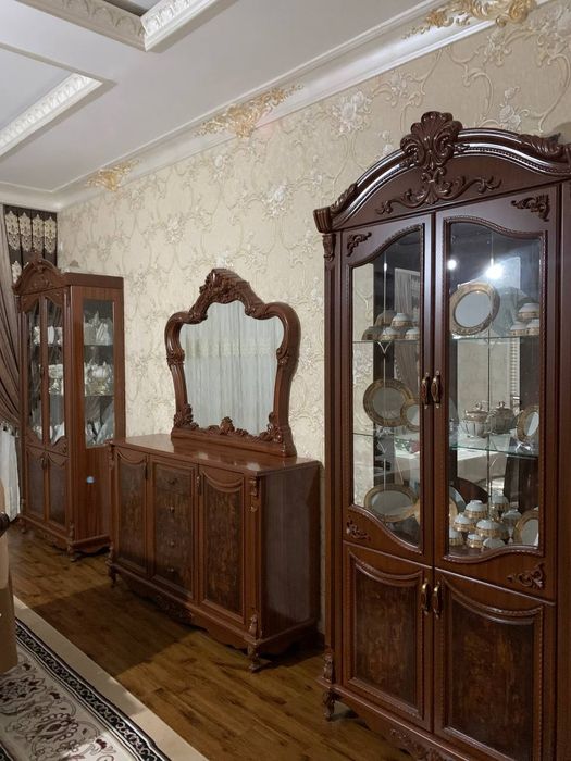 Mebel kamot shkatulka penal idealni holatda