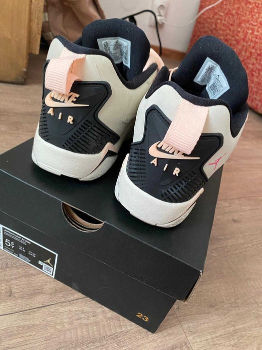 Adidasi Jordan MPV 92 (GS)