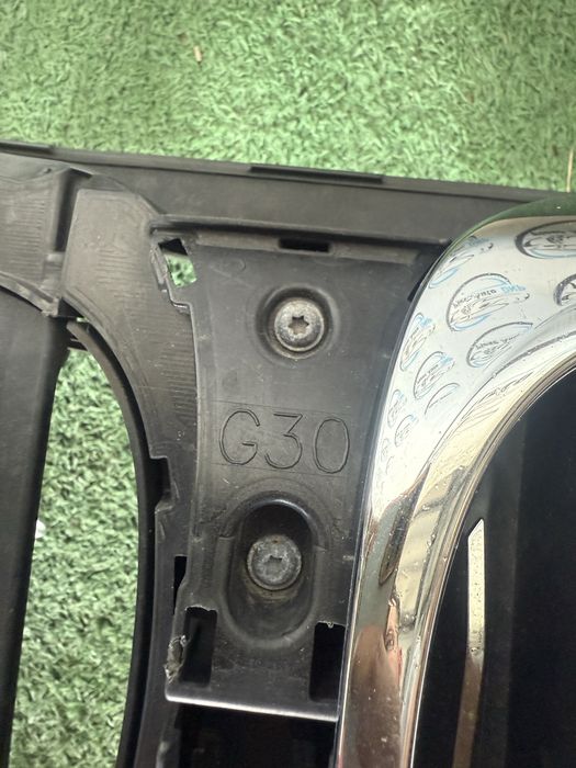Grila activa hota clapete activa Bmw seria 5 G30 G31