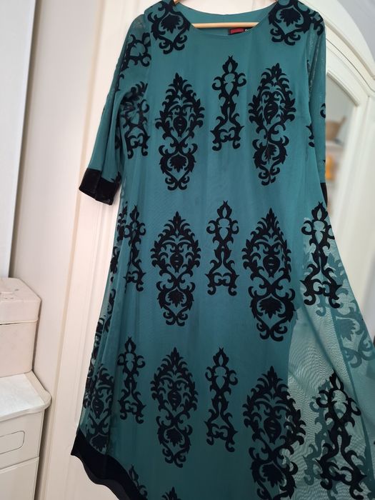 Женское.  . платье