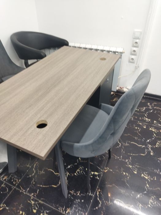 Продам инвентарь для парикмахерских