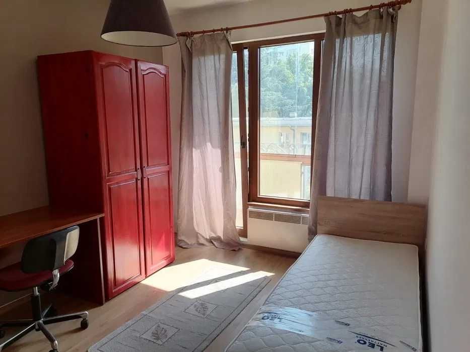 Дава се под наем Тристаен апартамент в Пловдив, Мараша - 92 кв.м за 450 € - Снимка #1