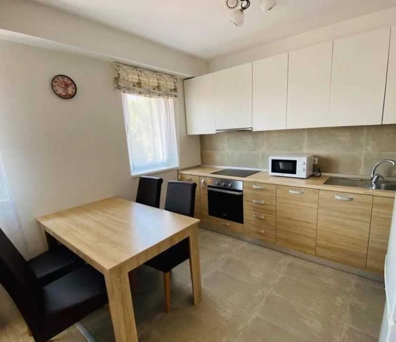 Дава се под наем Тристаен апартамент в Пловдив, Център - 75 кв.м за 204 € - Снимка #4