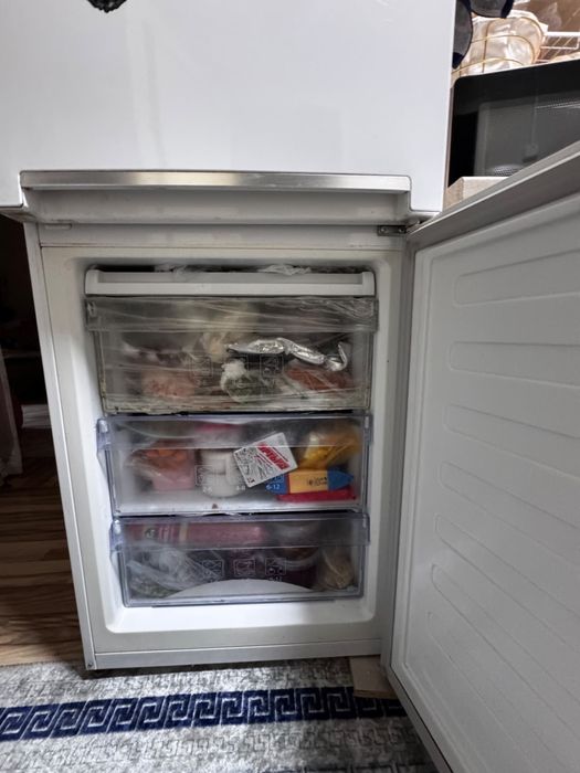 Холодильник beko