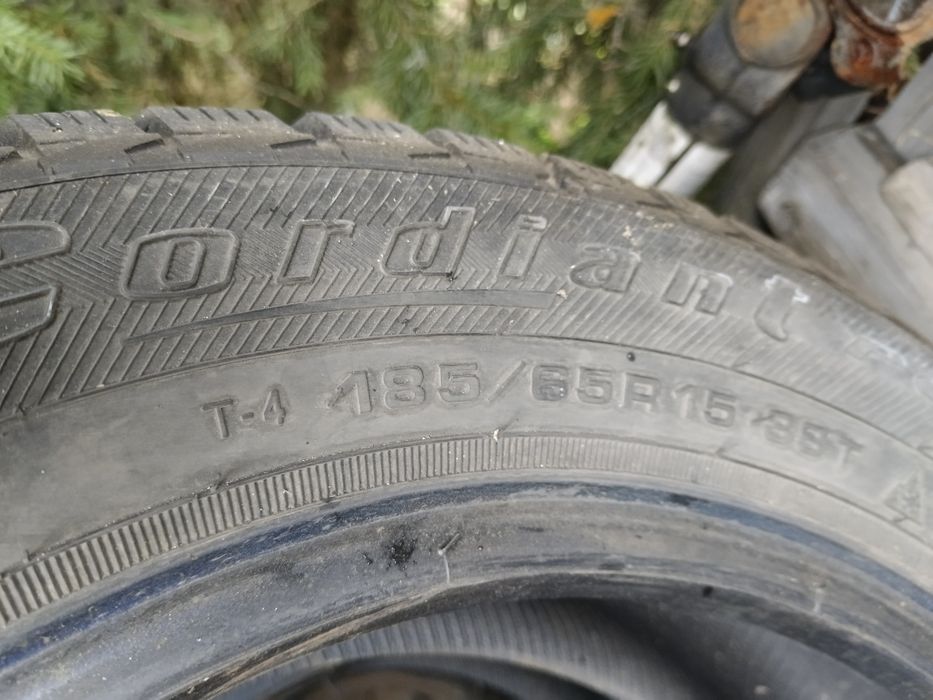 Продам зимние резины R15