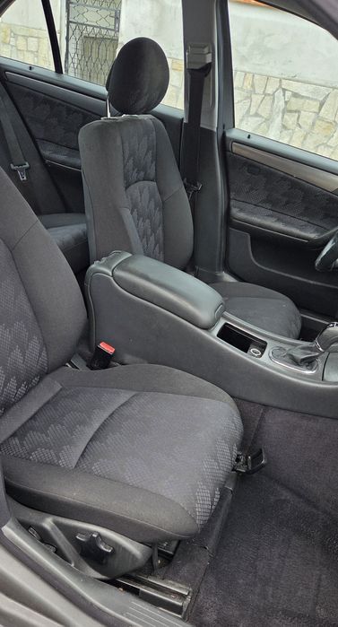 Mercedes C180 Compressor