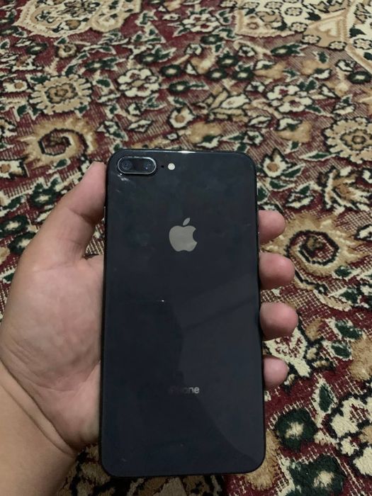 iPhone 8 plus sotiladi