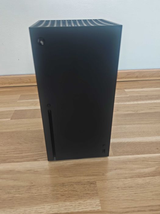 Xbox series x negru, 1 tb, 2 controllere