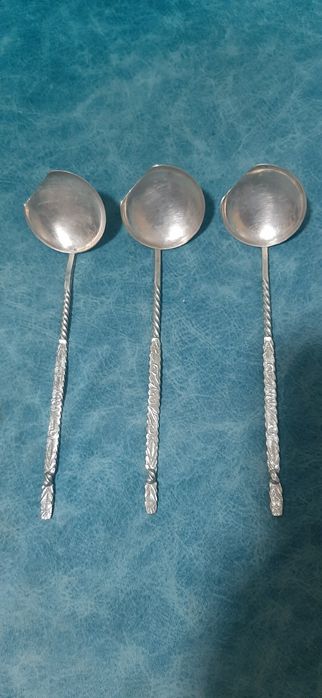 Столовые приборы