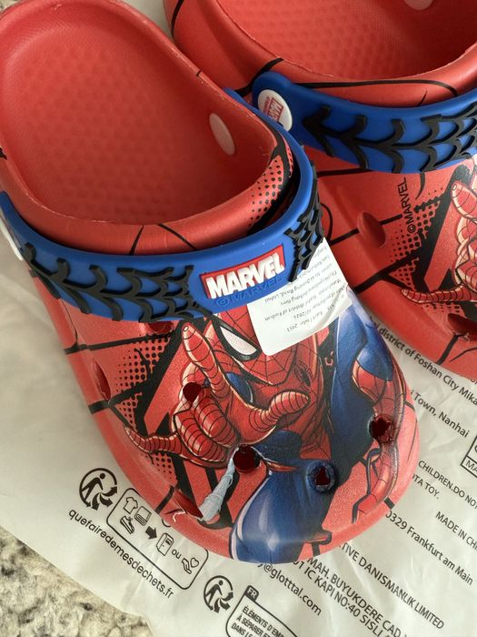 Обувки тип кроксове 26 номер