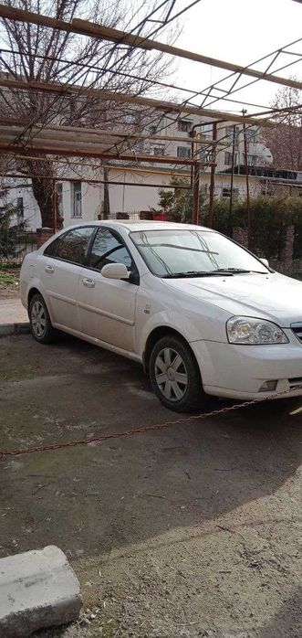 Продам Ласетти 2013 года в хорошем состоянии