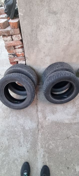 Cauciucuri M+S R16