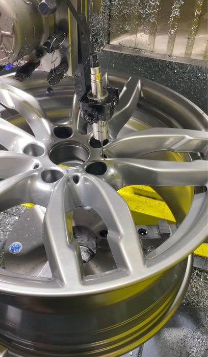 Vopsit jante auto, reconditionat jante, indreptat jante, diamond cut