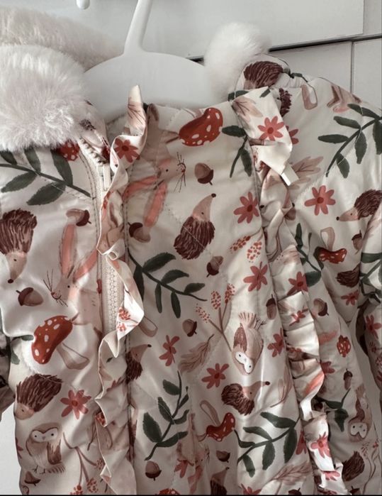 Combinezon Primark cu botosi mas 9-12 luni