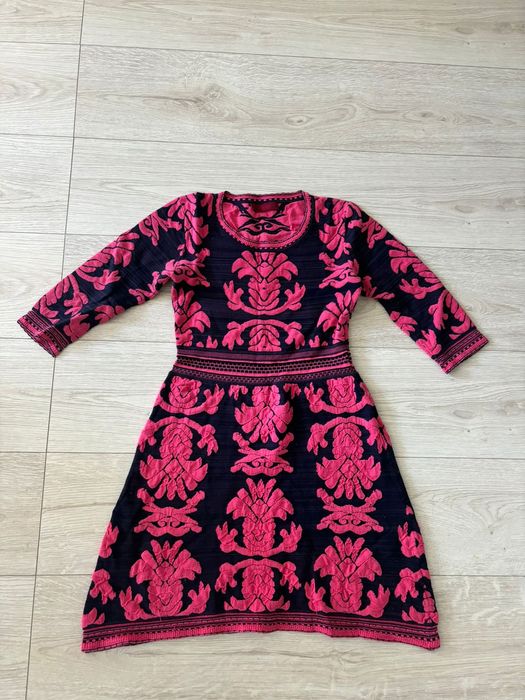 Платья max mara ,kenzo xs s оригинал