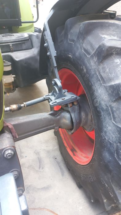 Arion 630 traktor sotiladi