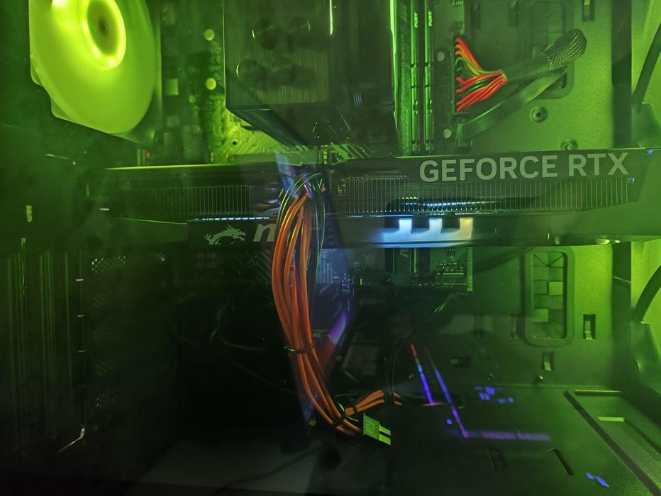 Игровой пк . Продам системник