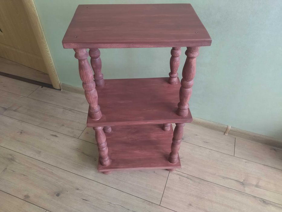 Ръчно изработена етажерка !!!