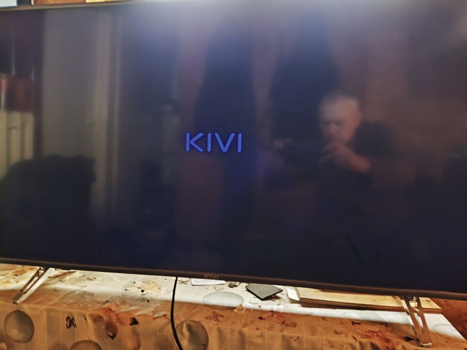 Продам ТВ андроид Kivi