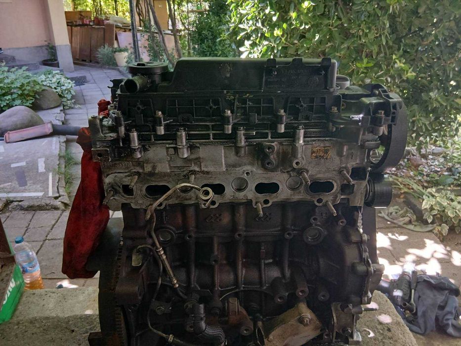 Двигател  Мотор DW10FU  10DYZZ AH03 2.0hdi