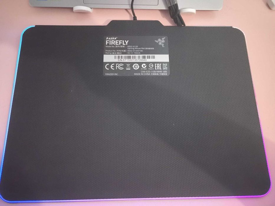 Mousepad Gaming Razer Firefly Hard Edition – Iluminare RGB Chroma