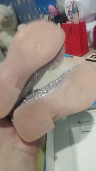 Продам детские туфли