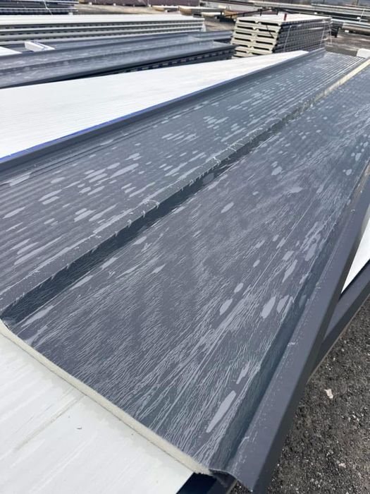 Panouri sandwich termoizolante Acoperis / Perete din stoc