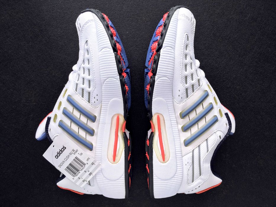 VINTAGE 2001 ADIDAS® SUPERNOVA CUSH NU W Runners — 9½/8½ (26.5)