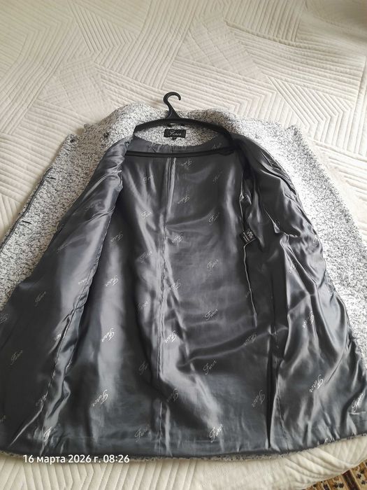 Пальто женское 44 размера