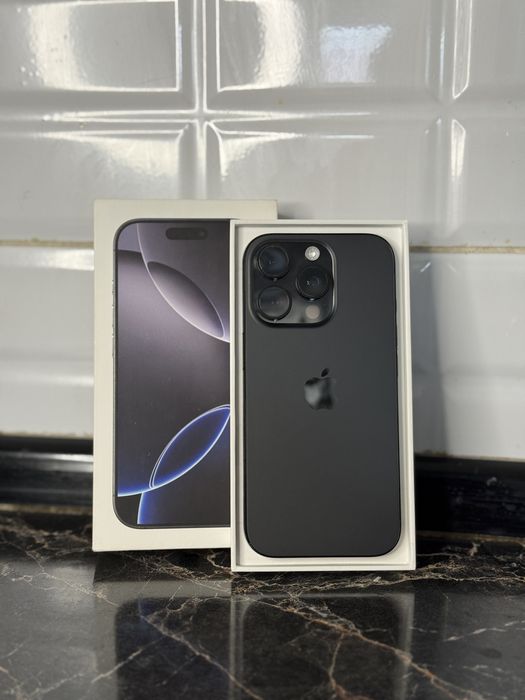 Айфон 16 про black