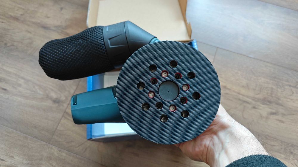 Акумулаторен ексцентършлайф Bosch GEX 12V-125