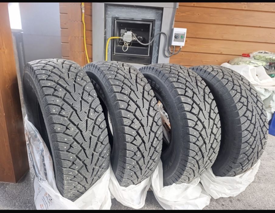 Joyroad Winter RX858 285/75/16 с шипами