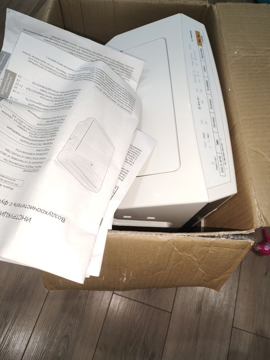 Продам увлажнитель очиститель воздуха