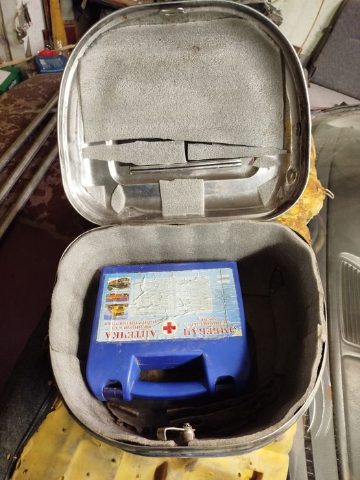 Багажник на мото