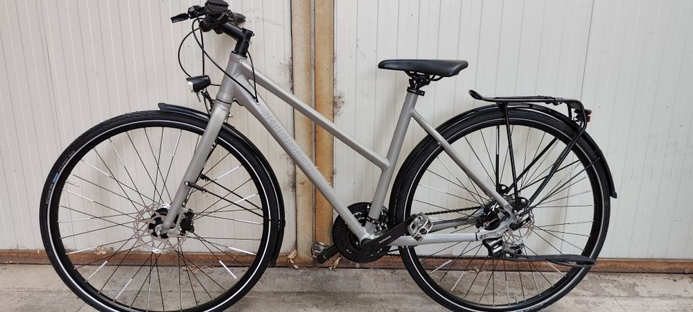 Дамски велосипед