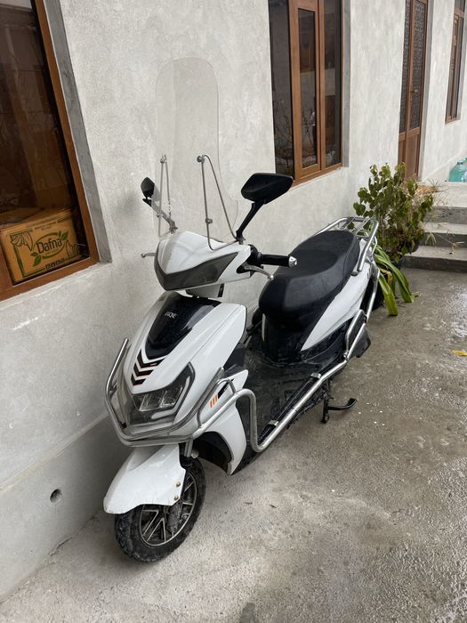 Skuter to’klik AQE