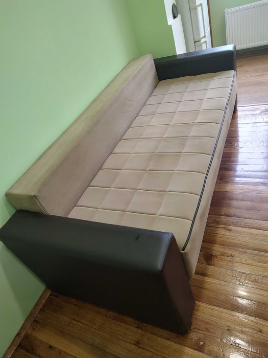 Диван с опция сън